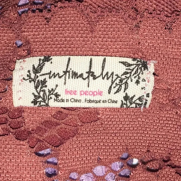 Free People Women's Dark Pink Brami Lace Bralette Cropped Top Small - Picture 5 of 5